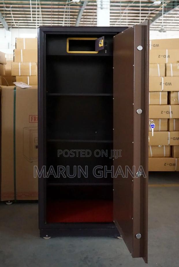 3d1570 Fireproof Money Safe Locker Box, 160kg With Alarm · Photo 4