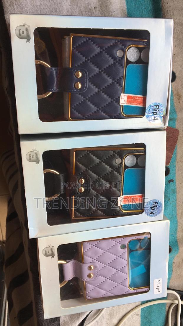 Samsung Galaxy Z (Flip2, Flip3, Flip4 Flip5)