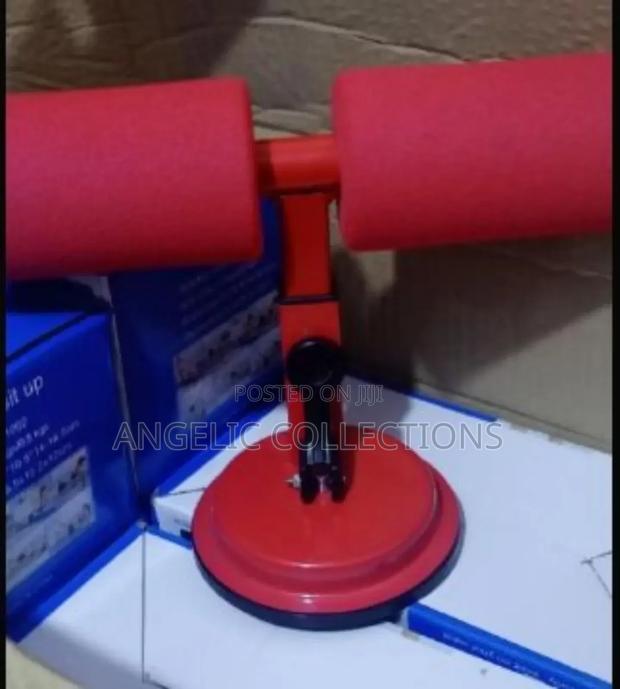 Suction Sit Up Trainer · Photo 2