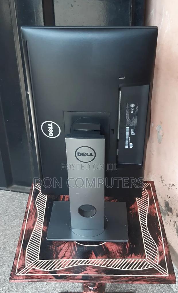 Dell 24 Inches Ultra Sharp Edgeless Monitor photo 3