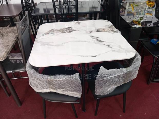 Mini Marble Dinning Table With Four Chairs · Photo 3