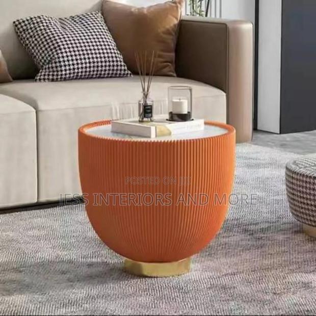 Side Table (Orange) · Photo 3