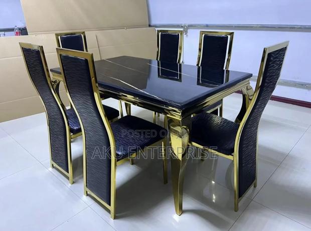 Luxury Marble Dinning Table With 6 Chairs · Photo 2