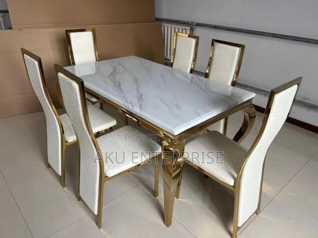 Luxury Dining Table With 6 Chairs Marble Gold · Photo 4