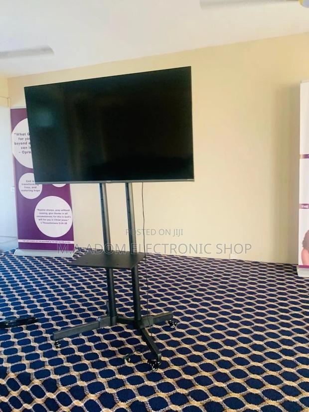Mobile TV Stand - Your Versatile Entertainment Solution · Photo 2