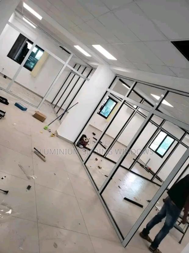 Aluminium Office Partition And Glass photo 4