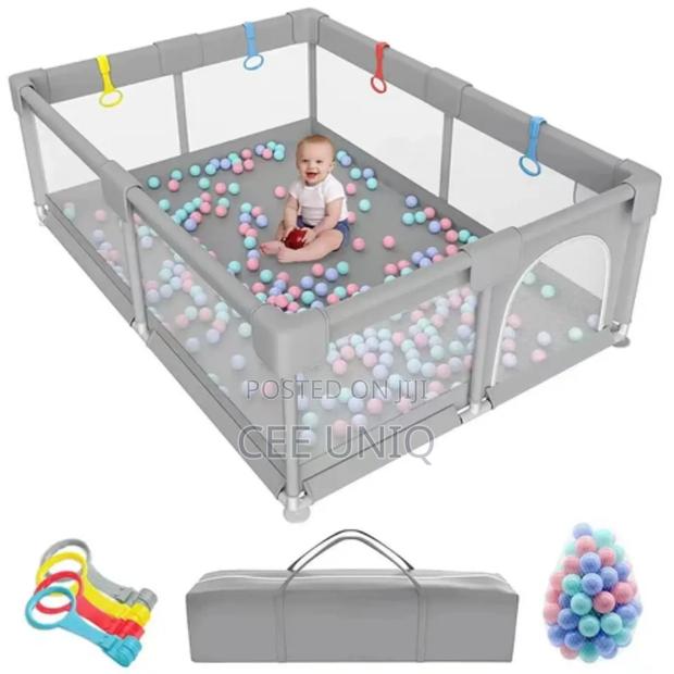 Kids Indoor and Outdoor Playfence Yard · Photo 4