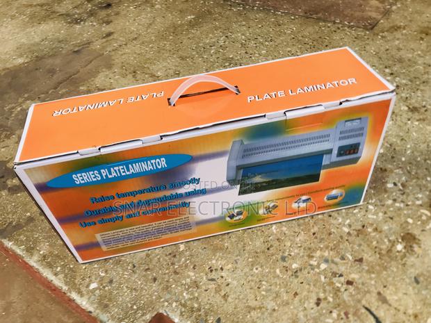 Use Laminator to Laminate Your Photos and Documents · Photo 2