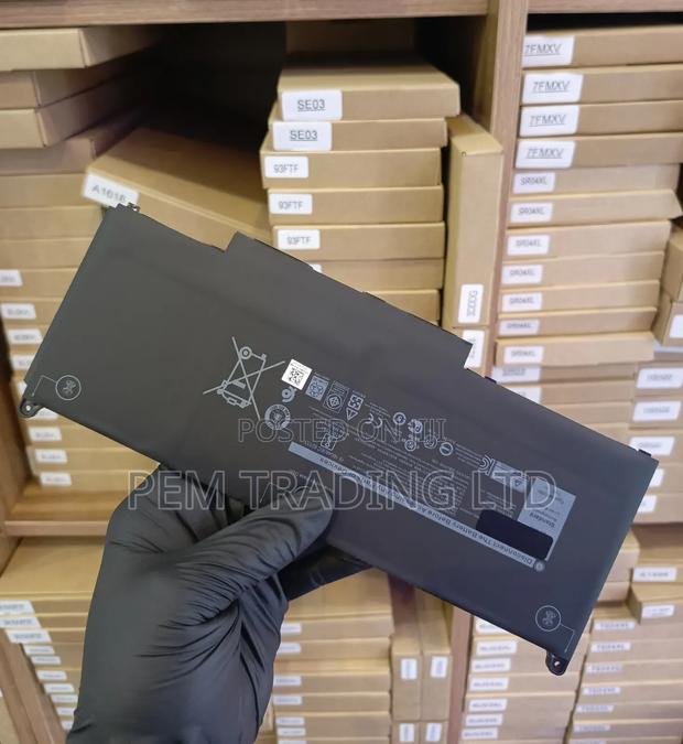 MXV9V Laptop Battery For Dell Latitude · Photo 2