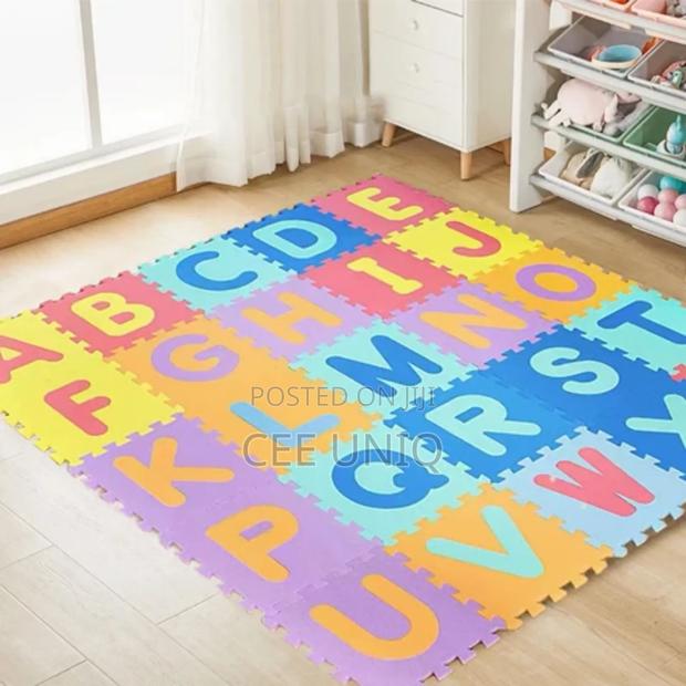 Alphabet Puzzle Interlocking Mat · Photo 4