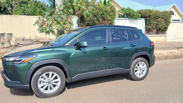 Toyota Corolla Cross 1.8 Petrol AWD 2022 Green