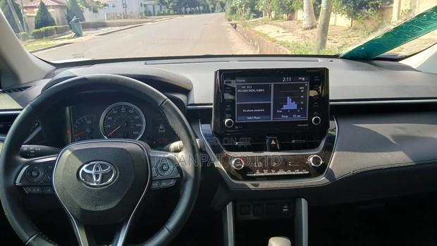 Toyota Corolla Cross 1.8 Petrol AWD 2022 Green photo 3