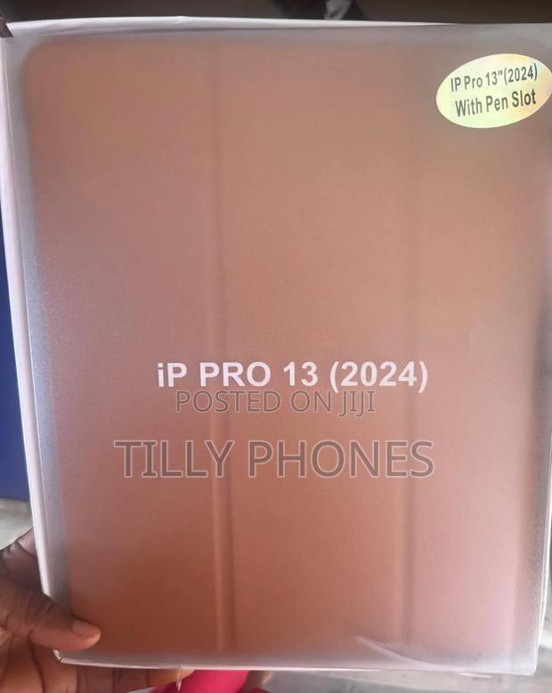 iPad Pro 13 (2024 Case · Photo 3