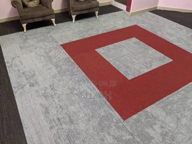Multicolored Carpet Tiles · Photo 2
