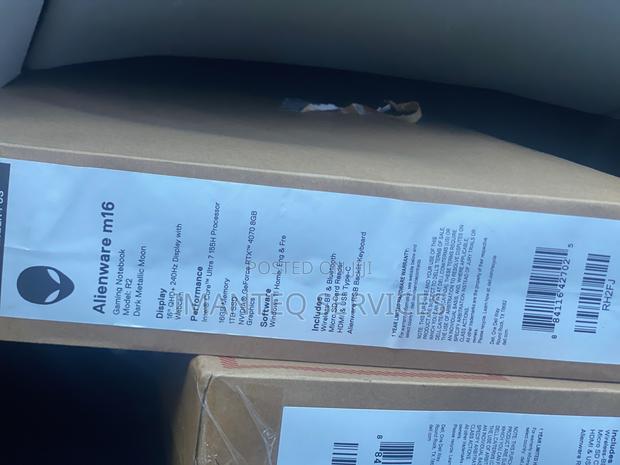 New Laptop Alienware M17x R2 16GB Intel Core Ultra 7 SSD 1T · Photo 4