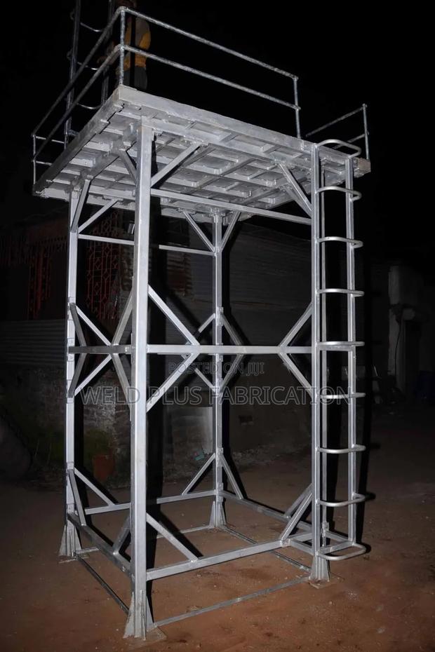 Strong and Durable Poly Tank Stand · Photo 4