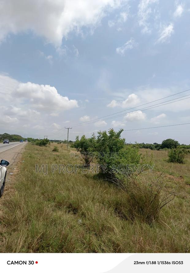 10 Acre at Tsopoli Roadside · Photo 4