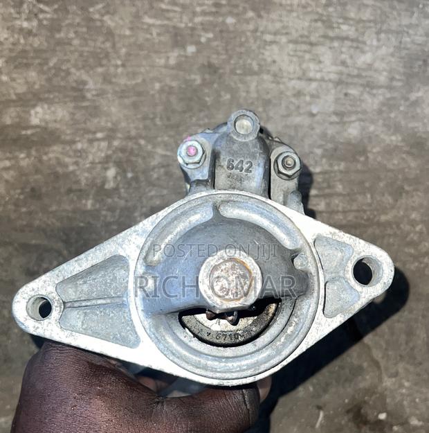 Toyota Vitz Starter photo 2