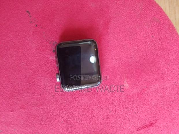 Apple Serie 3 42mm · Photo 4