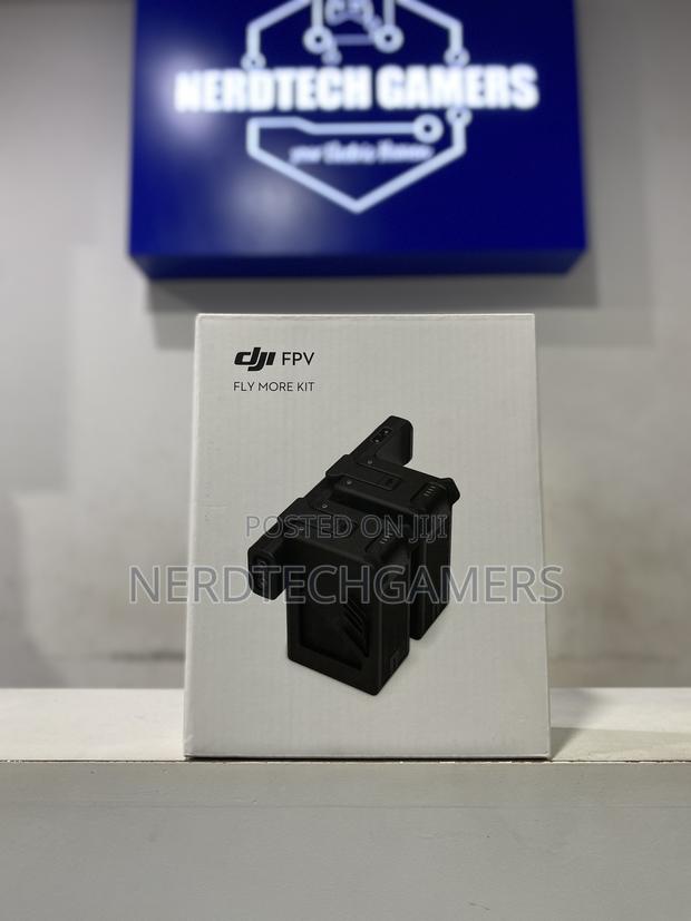 DJI FPV Fly More Kit for DJI FPV · Photo 4