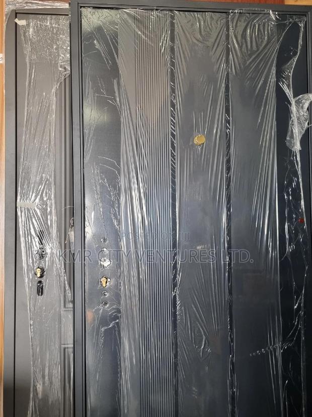 Modern Security Door · Photo 2