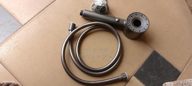 Quality Chain and Handle, Telephone Shower · Photo 4
