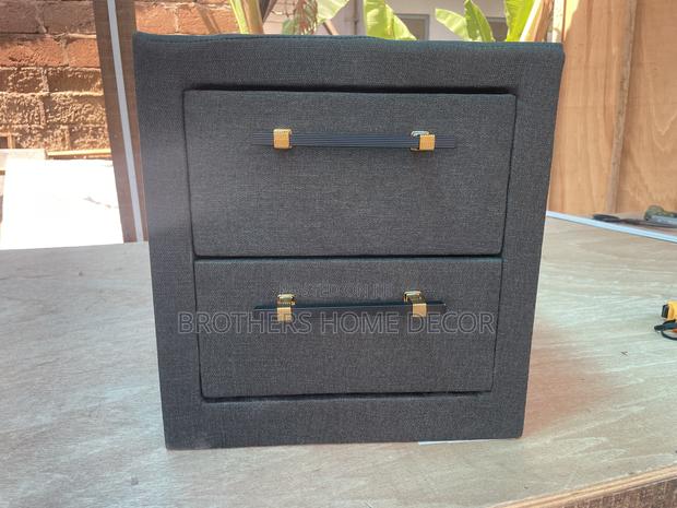 Bed Side Drawer for Sell photo 2