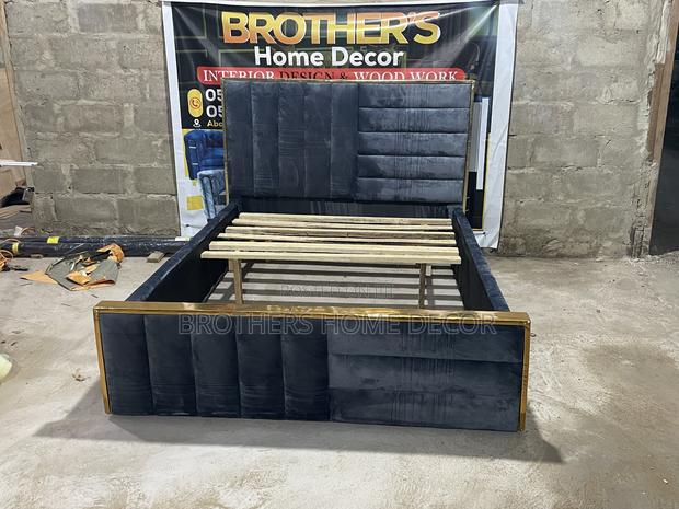 Morden Design Double 54x75 Bedframe For Standard Room. photo 3