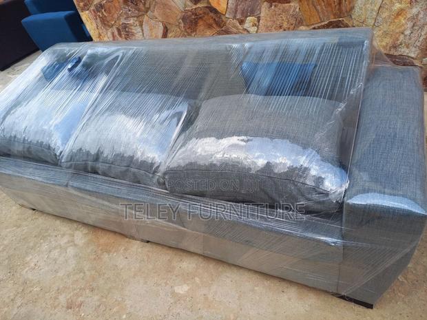 Brand New 3 Seater Sofa · Photo 2