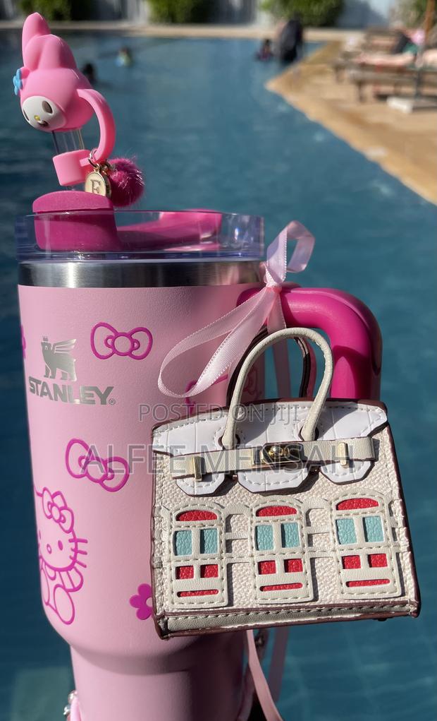 Stanley Hello Kitty Baby Pink 40oz