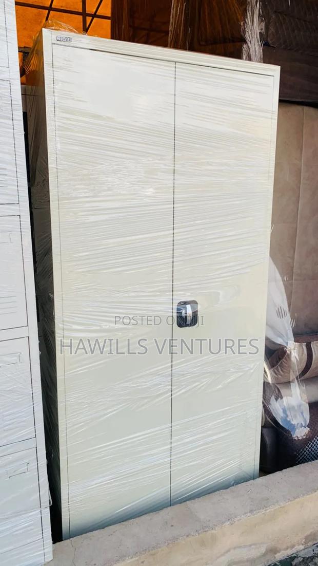 Steel Cabinet Full Door Metal · Photo 2