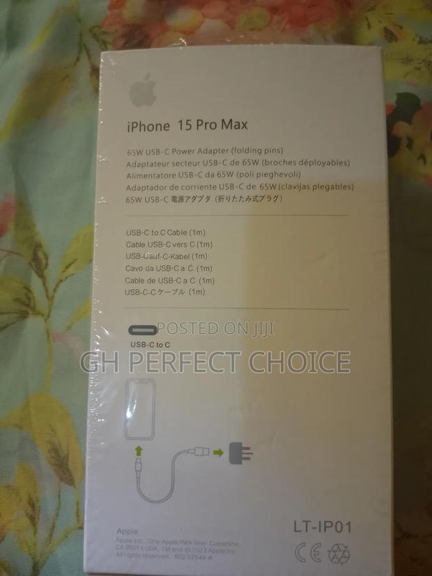 Top-Tier iPhone 15 Pro Max C Charger · Photo 3