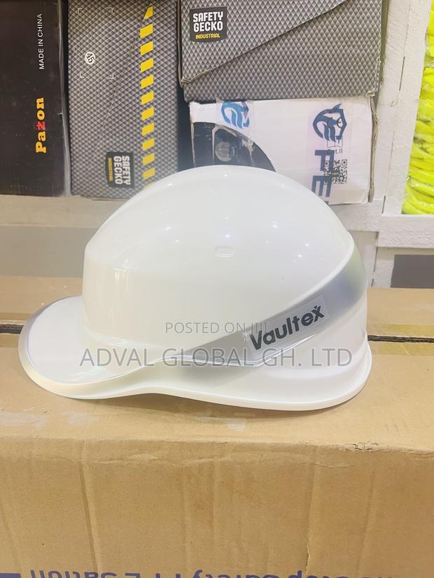 Vaultex Helmet With Reflector