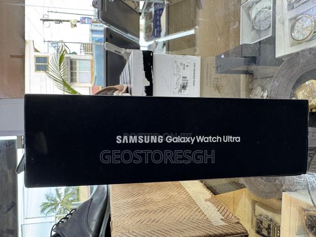 Samsung Galaxy Watch Ultra 47mm LTE Titanium Silver USA photo 3