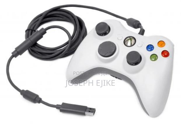 White Xbox 360 Controller Wired for Pc