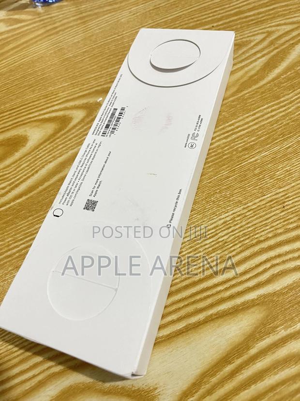 Apple Watch Series 10 · Photo 4