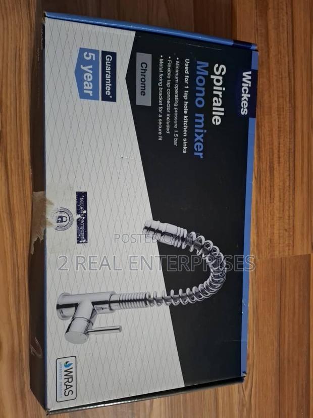 Wickes Spiralle Pull Out Monobloc Kitchen Sink Mixer Tap · Photo 4