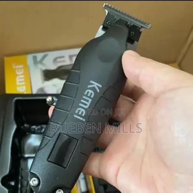 Kemei Professional Beard Trimmer Shaping Machine Haircut Kit · Photo 4