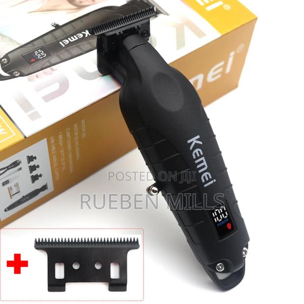 Adjustable Blade Sharp Edging Skin Machine Beard Trimmer · Photo 3
