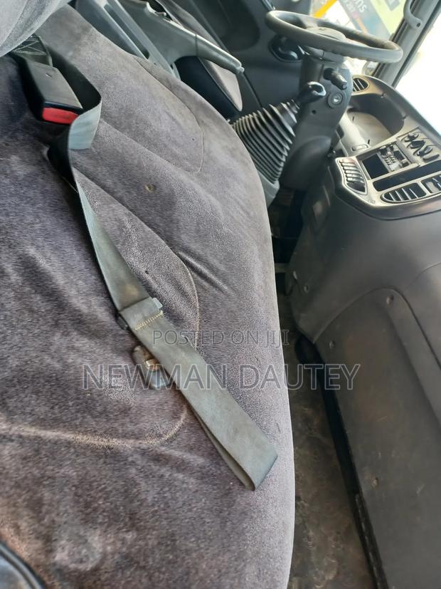 Hyundai Mighty Truck