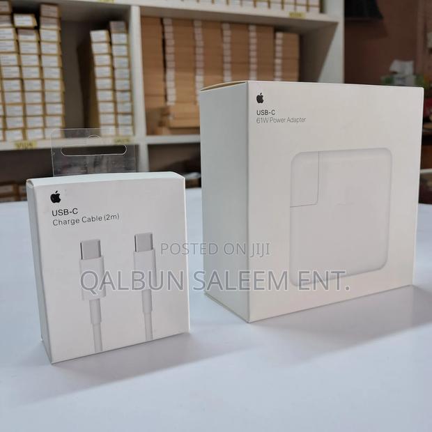 Apple 61W USB-C Adapter With 2 Metres Cable for 12" 13" 14" · Photo 4