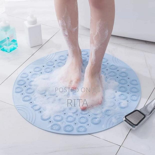 Anti-Slip Bathroom Mat and Massage