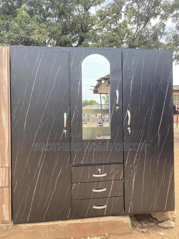 Promotion 3 In 1 Wardrobe Available// Very Solid And Durable photo 3