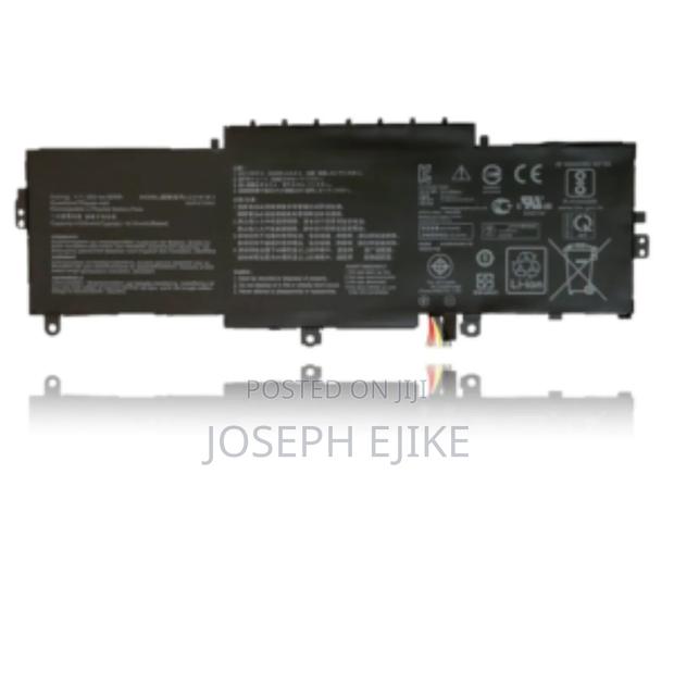 ASUS Zenbook Battery C31N1811 photo 3