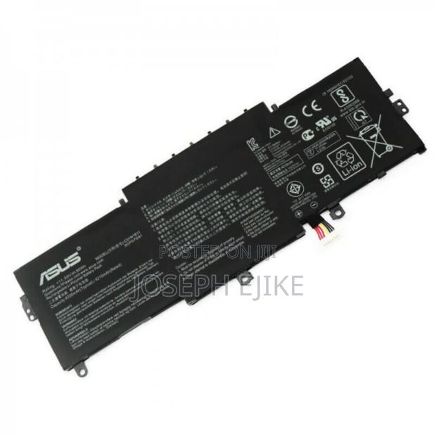 ASUS Zenbook Battery C31N1811 photo 4