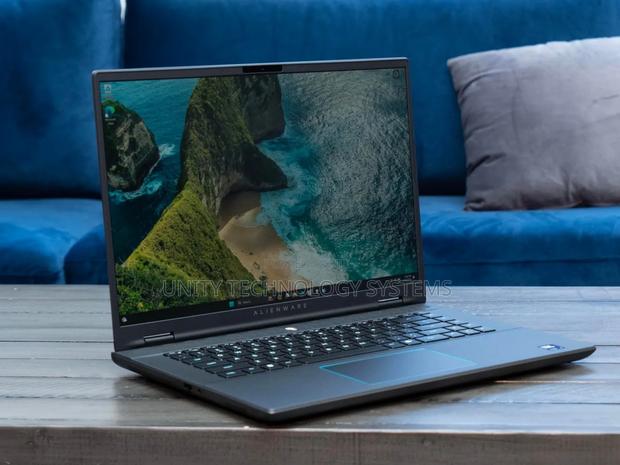 New Laptop Dell Alienware M16 R2 32GB Intel Core Ultra 9 SSD 1T photo 3
