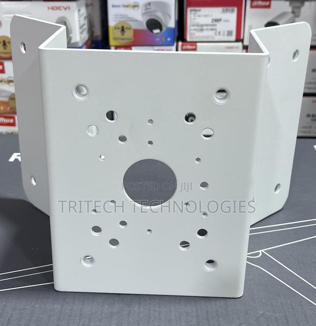 Universal Corner Mount Bracket - DH-AC-PFA151 for CCTV Cam · Photo 3