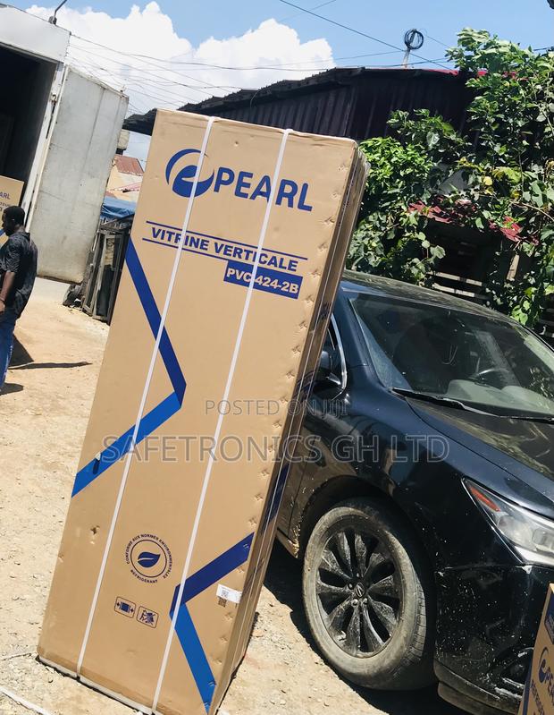 Designed Glass 400L Display Pearl PVC-424-2b Fridge · Photo 2