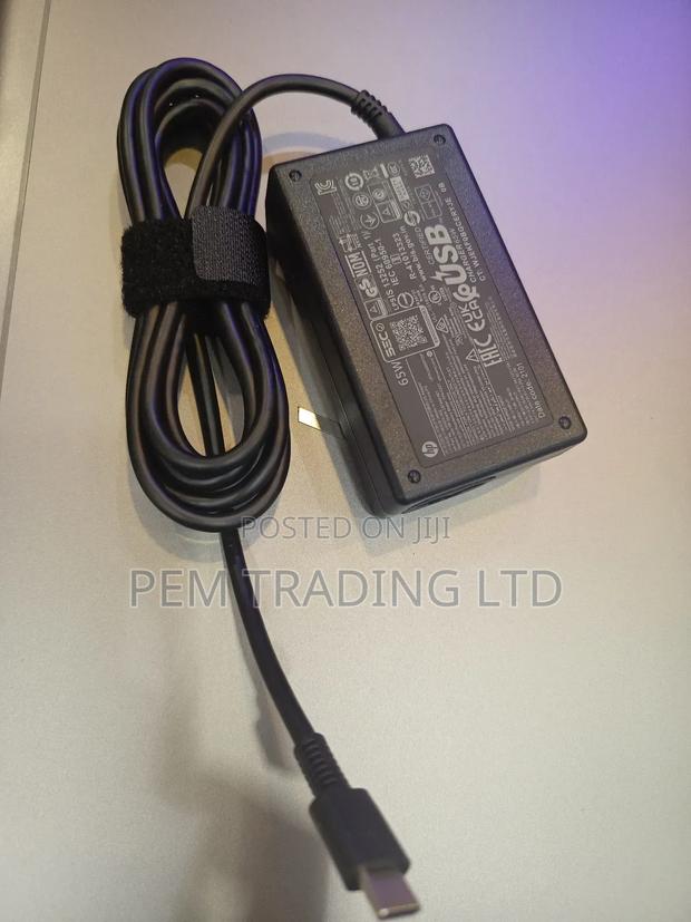 Original Hp Charger/Adapter 65W USB-C Type C · Photo 2