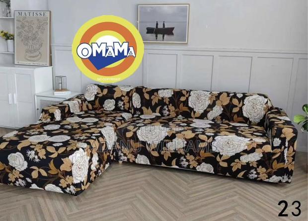 Luxury Sofa Chair Cover · Photo 2